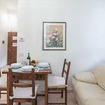 Pontormo By Mmega Apartment Florence